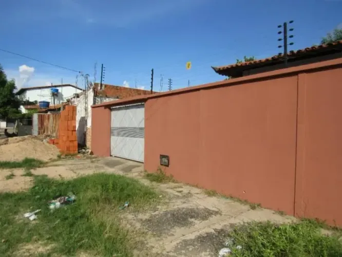 Imóvel para venda possui 132 metros quadrados com 3 quartos em Pirajá - Teresina - PI