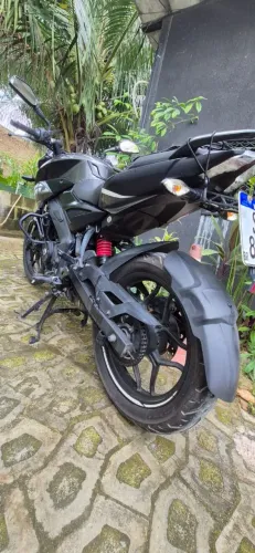 Bajaj dominar 160 2023