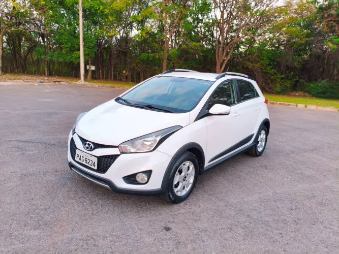 Hyundai HB20X Style 1.6 Flex 16V Aut. 2015