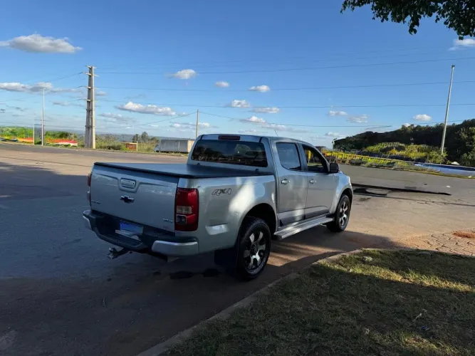 Chevrolet S10 Pick-up LT 2.8 TDI 4X4 CD Diesel AUT 2013