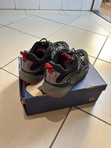 Vendo tênis FILA ORIGINAL número 41