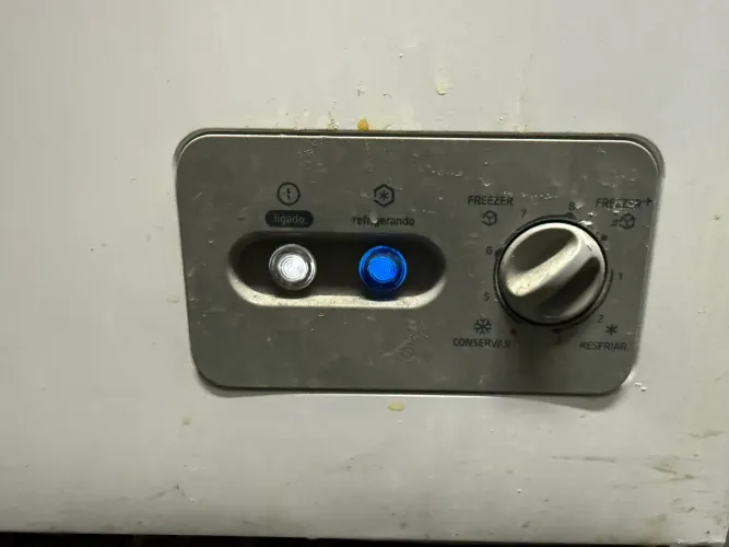 FREEZER HORIZONTAL MIDEA DUPLA AÇÃO - EXCELENTE ESTADO