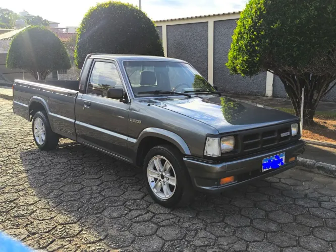 Mazda B2200 Pick-up CD 2.2 Diesel 1995