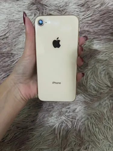 iPhone 8 64 G