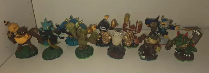 11 BONECOS SKYLANDERS para XBOX 360