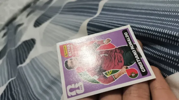Cristiano Ronaldo regular extra sticker