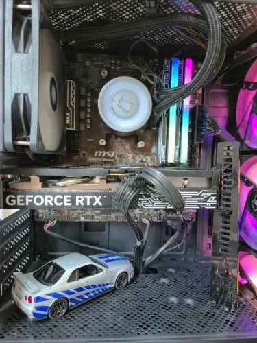 Suporte para Placa de Vídeo Rise Mode GPU Holder Preto