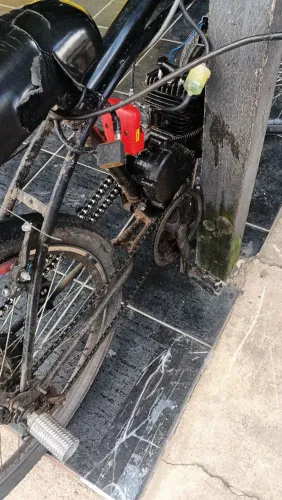 Bike motorizada 80 C conservada