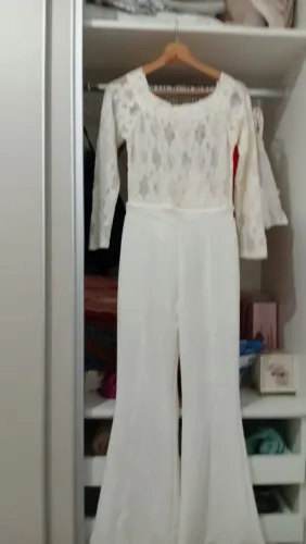 Macacão off-white branco marca Kronne 