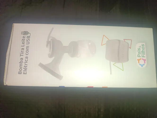 Vendo bomba tira leite novo pouco usado bom para as mamães tirar leite para os bebês 