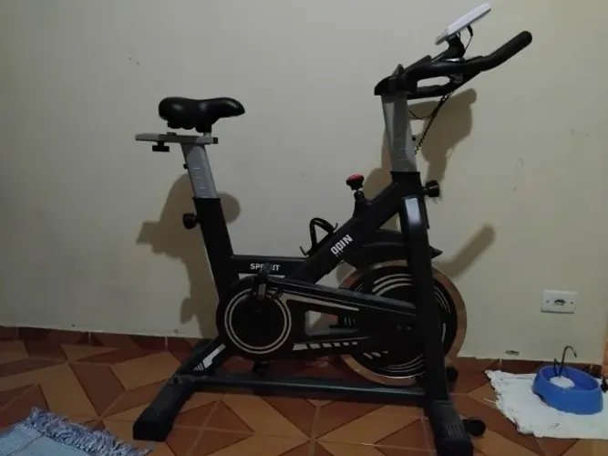 Bicicleta Ergométrica Spinning Mecanica Roda Inércia 13kg Sprint Odin Fit
