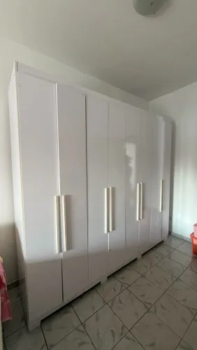 Guarda roupa 8 portas