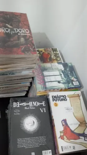 Venda de Mangás e HQs (peça mais fotos do que tiver interesse)