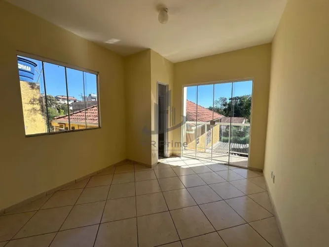 Excelente Casa com 2 quartos para alugar , 67 m² por R$ 1.200 - Água Limpa - Volta Redonda