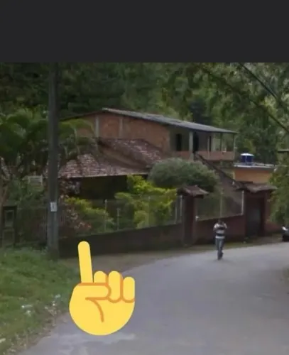 Vende-se uma excelente casa