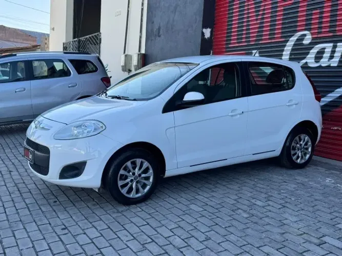 Fiat Palio Attractive 1.0 EVO Fire Flex 8V 5P 2016