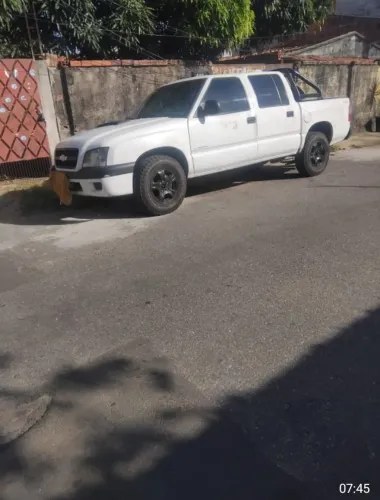 Chevrolet S10 Pick-up STD 2.8 4X4 CD TB Int.dies. 2002