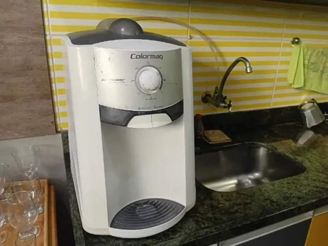 Purificador de agua colormaque semi novo