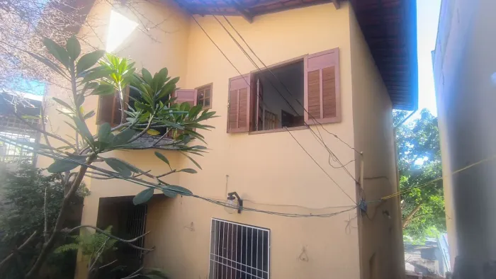 Lote com 2 casas a venda Alto Barroca 
