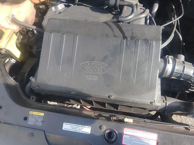 Ford Fiesta Sedan 1.0 8V Flex 4P 2007