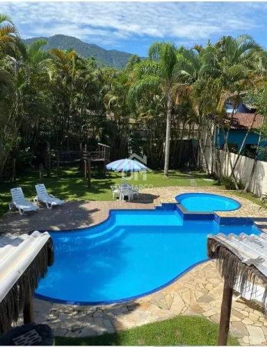 Pousada em Maresias com 15 suites , MAR e SOL tudo que vc procura