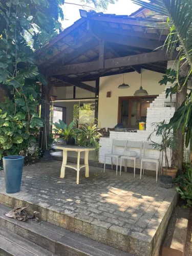 Casa Alto padrão 4 quartos Jacaraípe perto da praia
