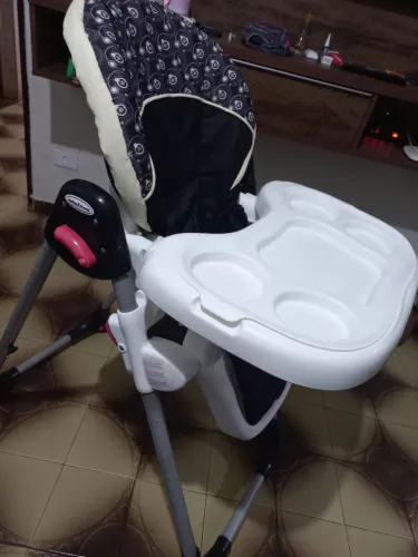 Cadeira de alimentação 
