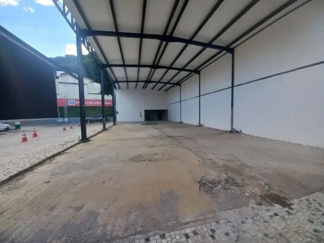 Excelente loja dentro do´Posto de Gasolina Petrobrás