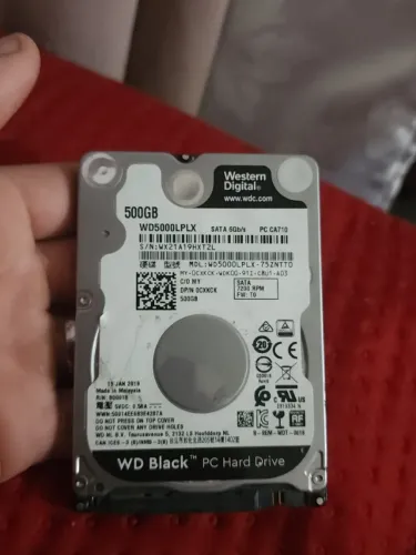 HD 500GB WD5000LPXL.