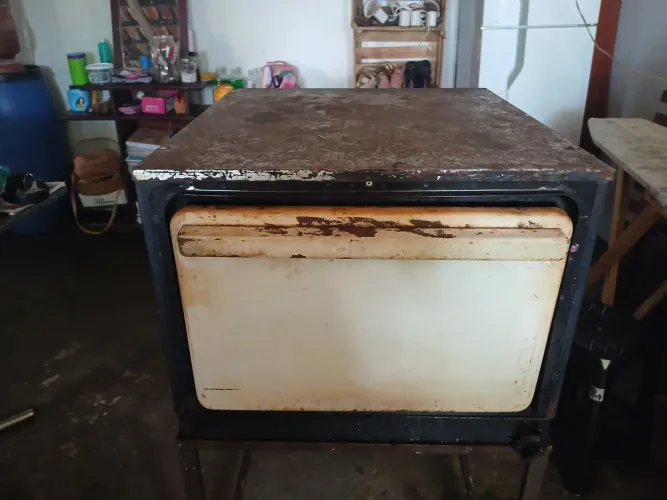 Vende-se forno a gás