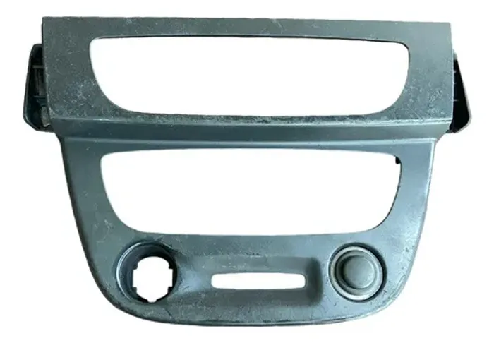 Moldura Som Renault Fluence 2011.
