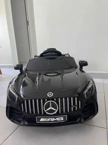 Carro Elétrico de brinquedo