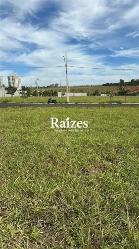 Lote em condomínio fechado com 294 m² no Portal do Vale em Uberlândia
