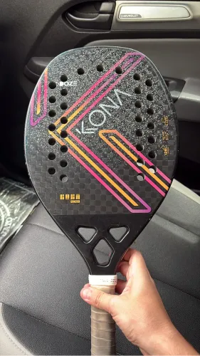 Raquete Beach Tennis Kona Carbono 12K Profissional