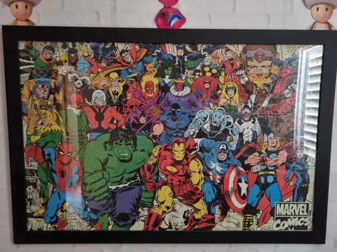 Quebra-cabeça 2000 peças - Disney - Marvel