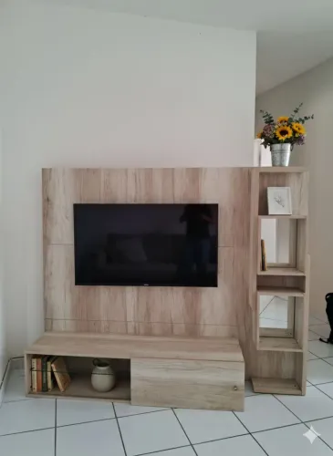 PAINEL DE TV MADEIRA ATÉ 60 POLEGADAS