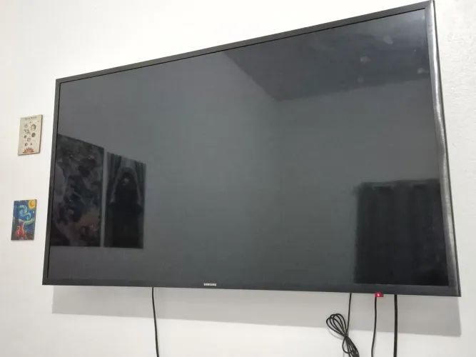 Televisão (TV) Samsung 43" - Defeito Display