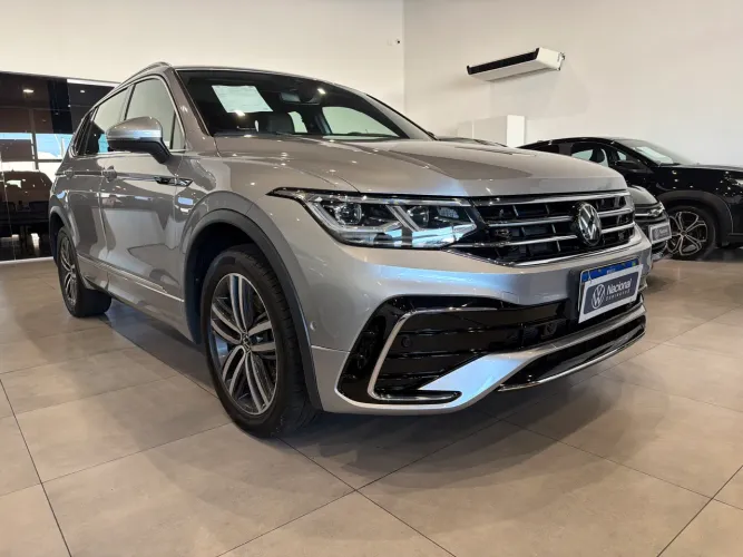 Volkswagen Tiguan Allspac R-line 300 TSI 2.0 2024
