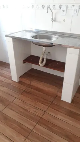 KitNet/Barracão-850,00 ALUGUEL