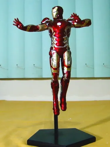 Homem de Ferro Mark 43 Iron Studios 1/10