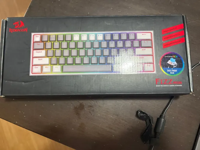 Teclado Fizz rgb redragon