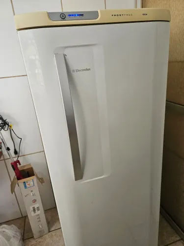 Geladeira Frostfree Electrolux 