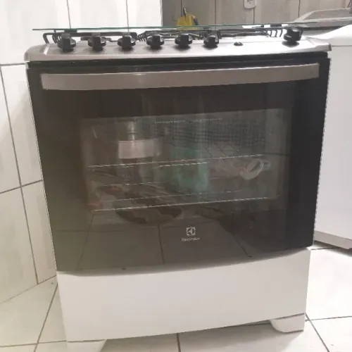 Fogão Eletrolux - Usado R$ 900,00