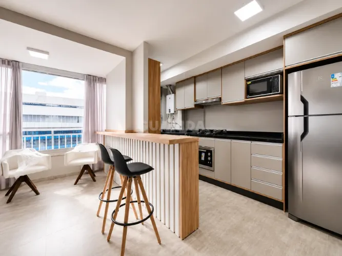 Apartamento semi mobiliado de 2 dormitórios e 1 vaga no bairro Humaitá!