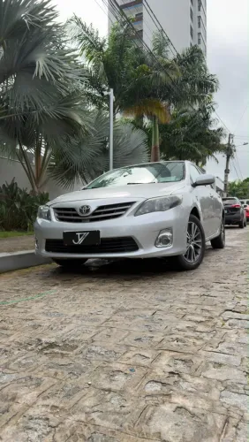 Toyota Corolla GLI 1.8 Flex 16V Aut. 2014