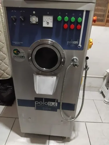 MAQUINA DE SORVETE E AÇAÍ