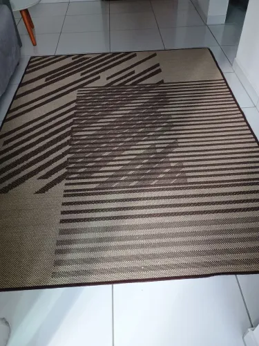 Vende-se tapete de sinsal 200x150 novo valor 200 reais