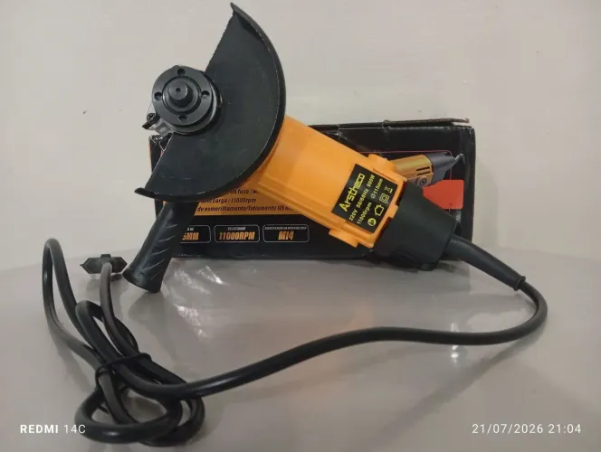 Esmerilhadeira Nova 