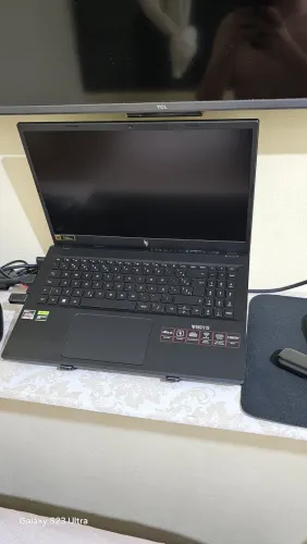 Notebook Acer nitro v15 Ryzen 7735HS RTX 4050