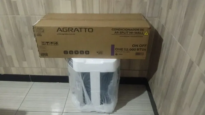 Ar condicionado Split Hi Wall- on-off R-32-Agratto-one top- 12.000 BTUs - 220V Monofásico